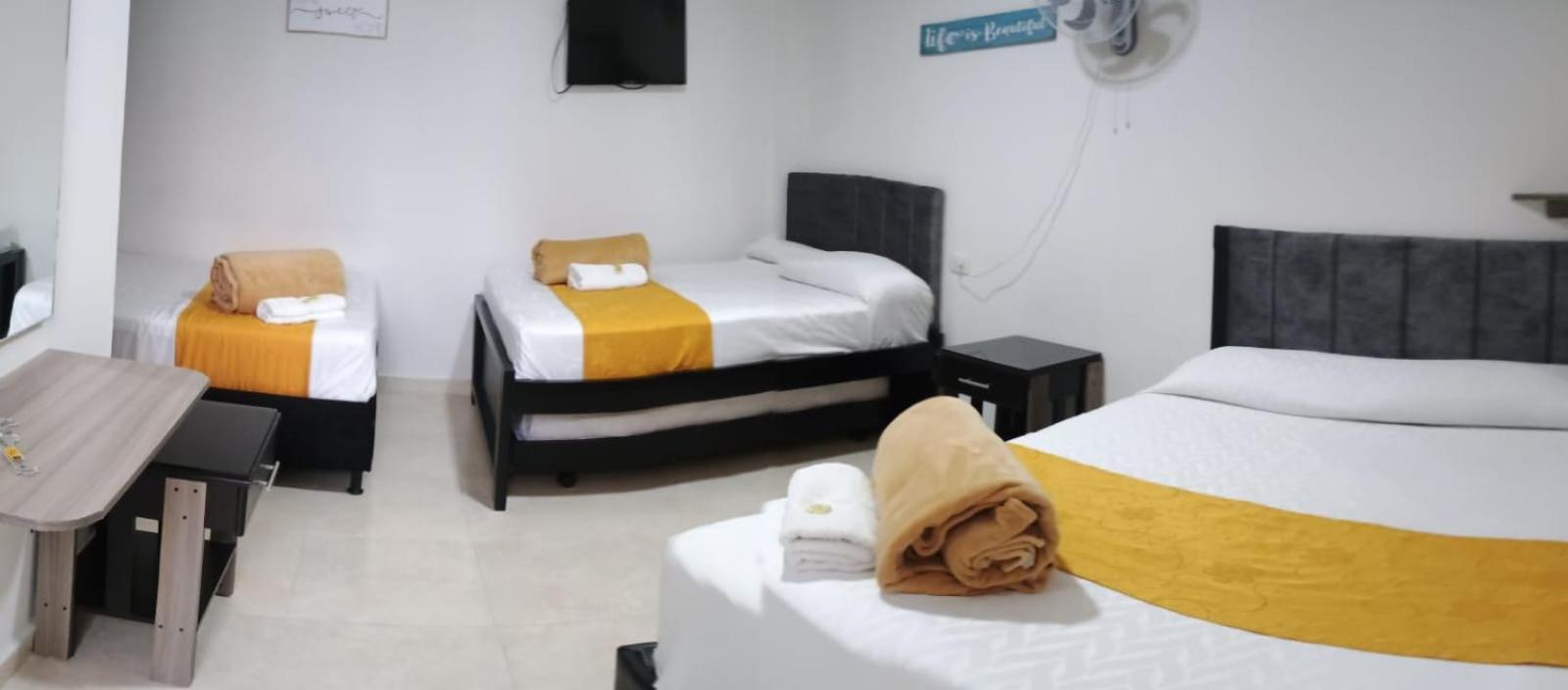 Hotel Cafe Estrella 亚美尼亚 外观 照片